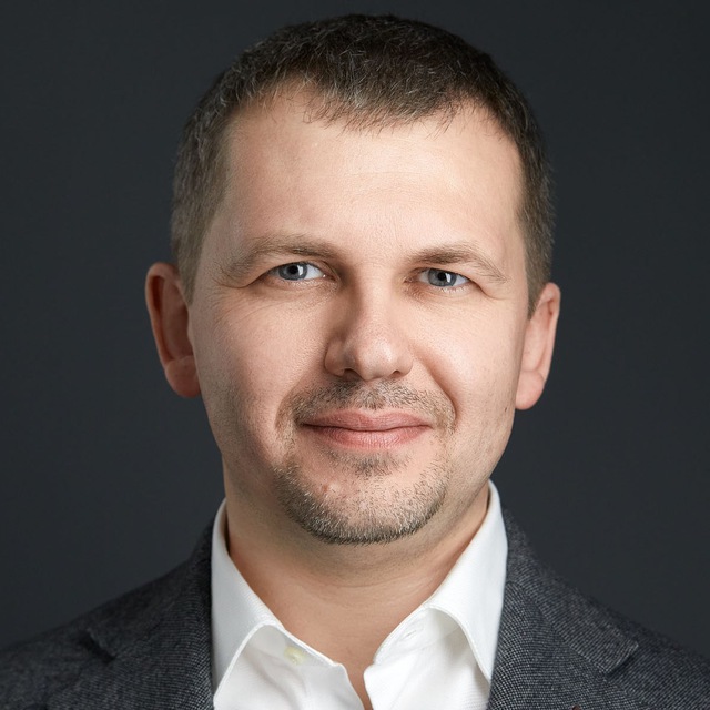 Илья Ивахин